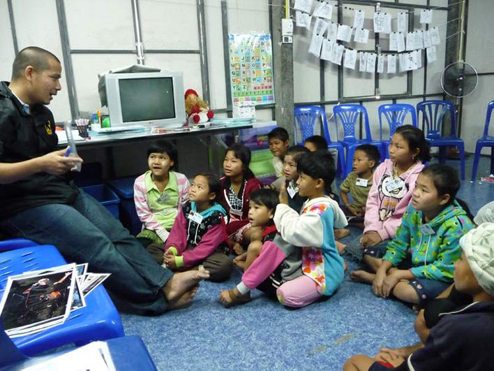 Children's CO class in Mae Sot